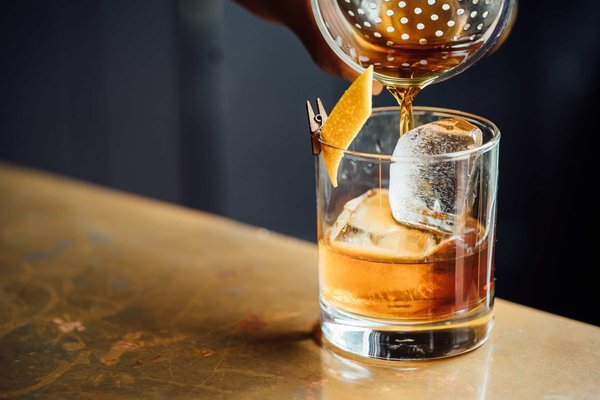 Découvrez les différents types d'alcool !