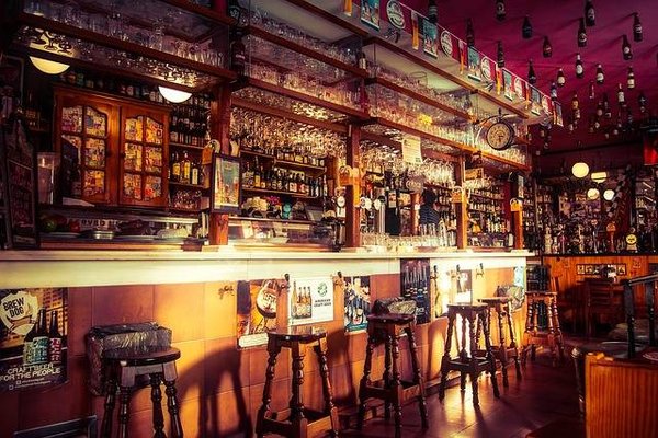 Les Meilleurs Bars à Tarbes : Votre Guide des Incontournables pour une Soirée Mémorable