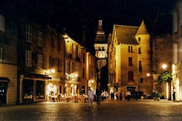 Découverte gastronomique à Sarlat : votre prochain repas inoubliable à la Couleuvrine
